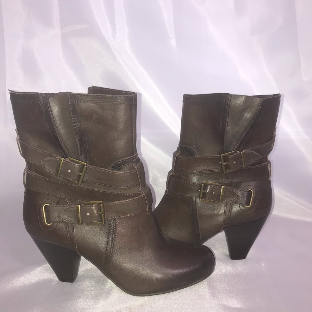 NWOB Arturo Chiang Velma Brown Leather Boots - 7.5